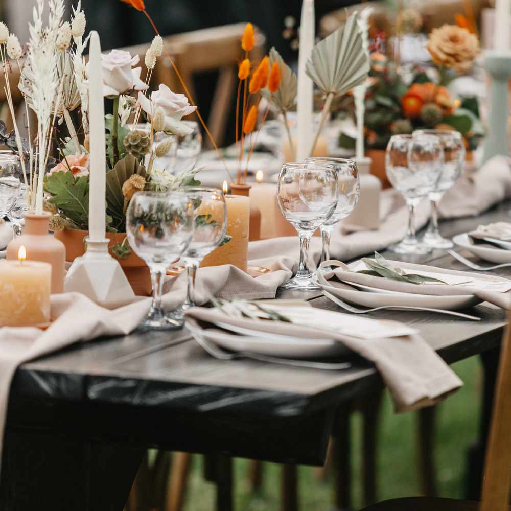 eventfotografering-dukning Eventfotografering. Dukat bord.